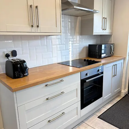 Grey Haven - & 5 Min From Southmead Hospital Apartment Bristol