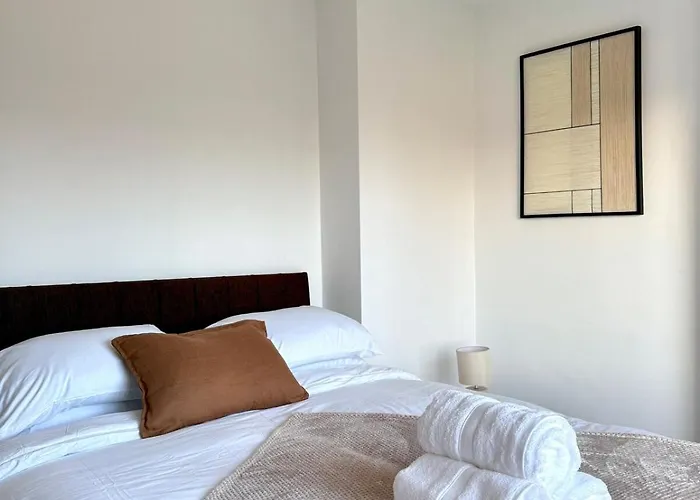 Grey Haven - & 5 Min From Southmead Hospital Apartment *