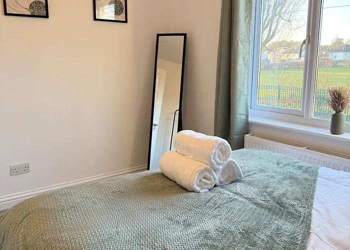 Grey Haven - & 5 Min From Southmead Hospital Apartment